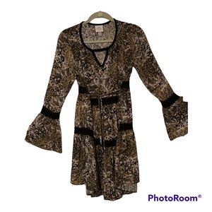 Women’s abstract paisley dress